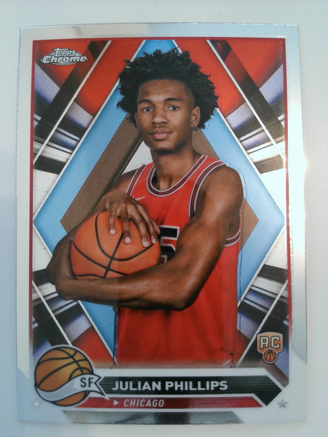 2023-24 Topps Chrome Basketball Julian Phillips #39 Rookie