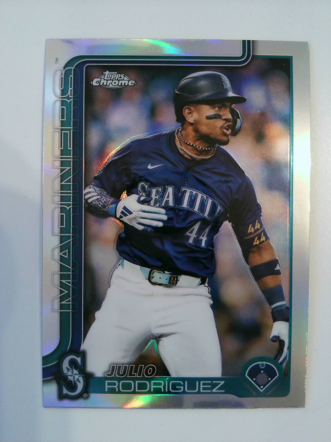 2025 Topps Chrome Baseball Refractors Julio Rodríguez #261