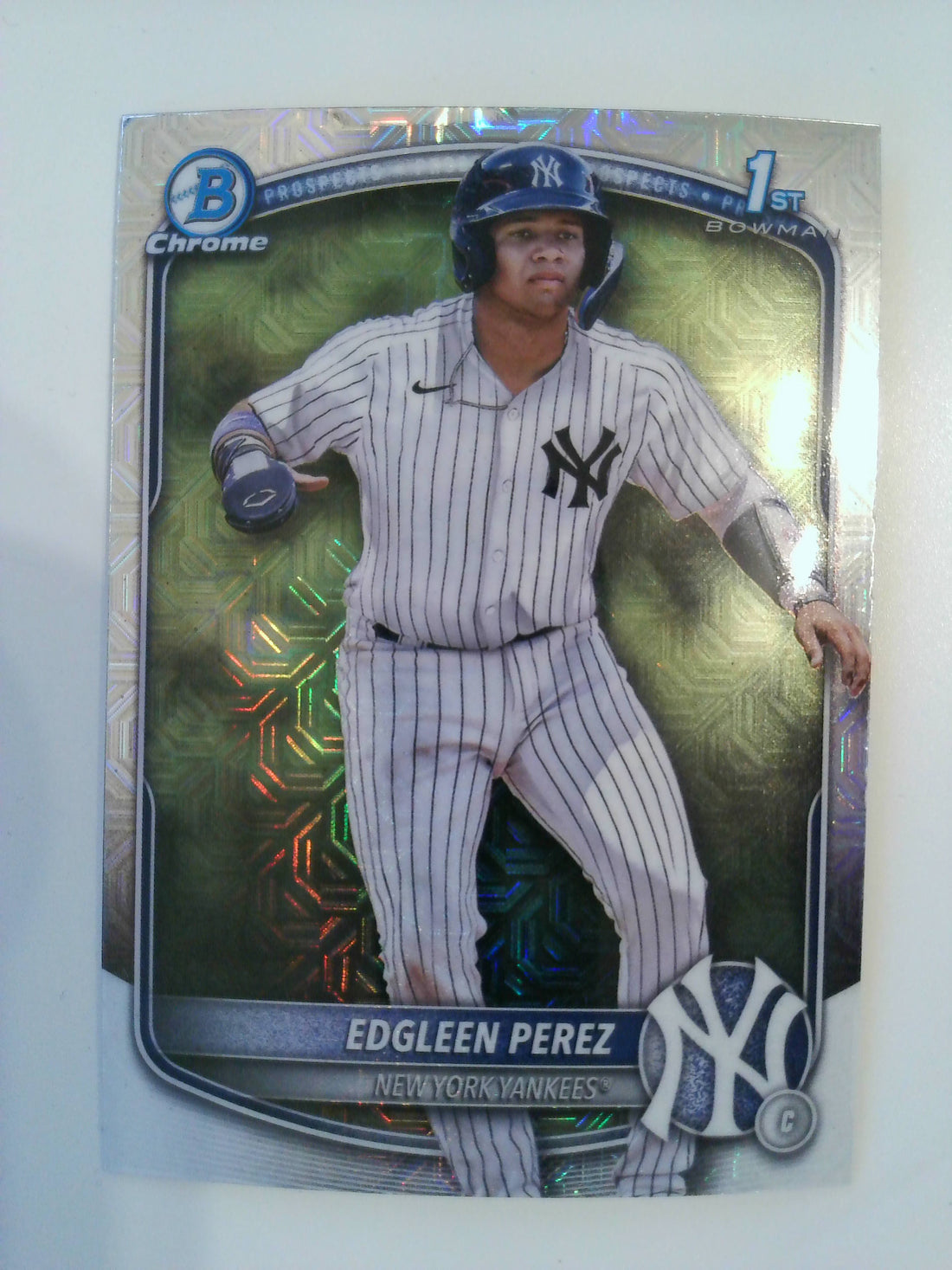2025 Bowman Baseball Chrome Prospects Mojo Refractor Edgleen Perez #BCP-80