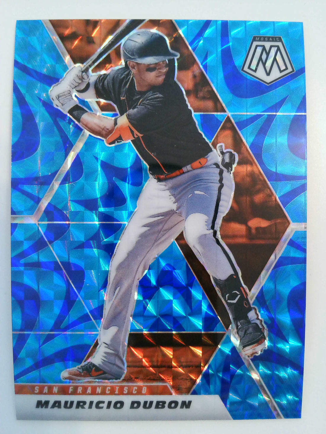 2021 Panini Mosaic Baseball Reactive Blue Mauricio Dubon #125