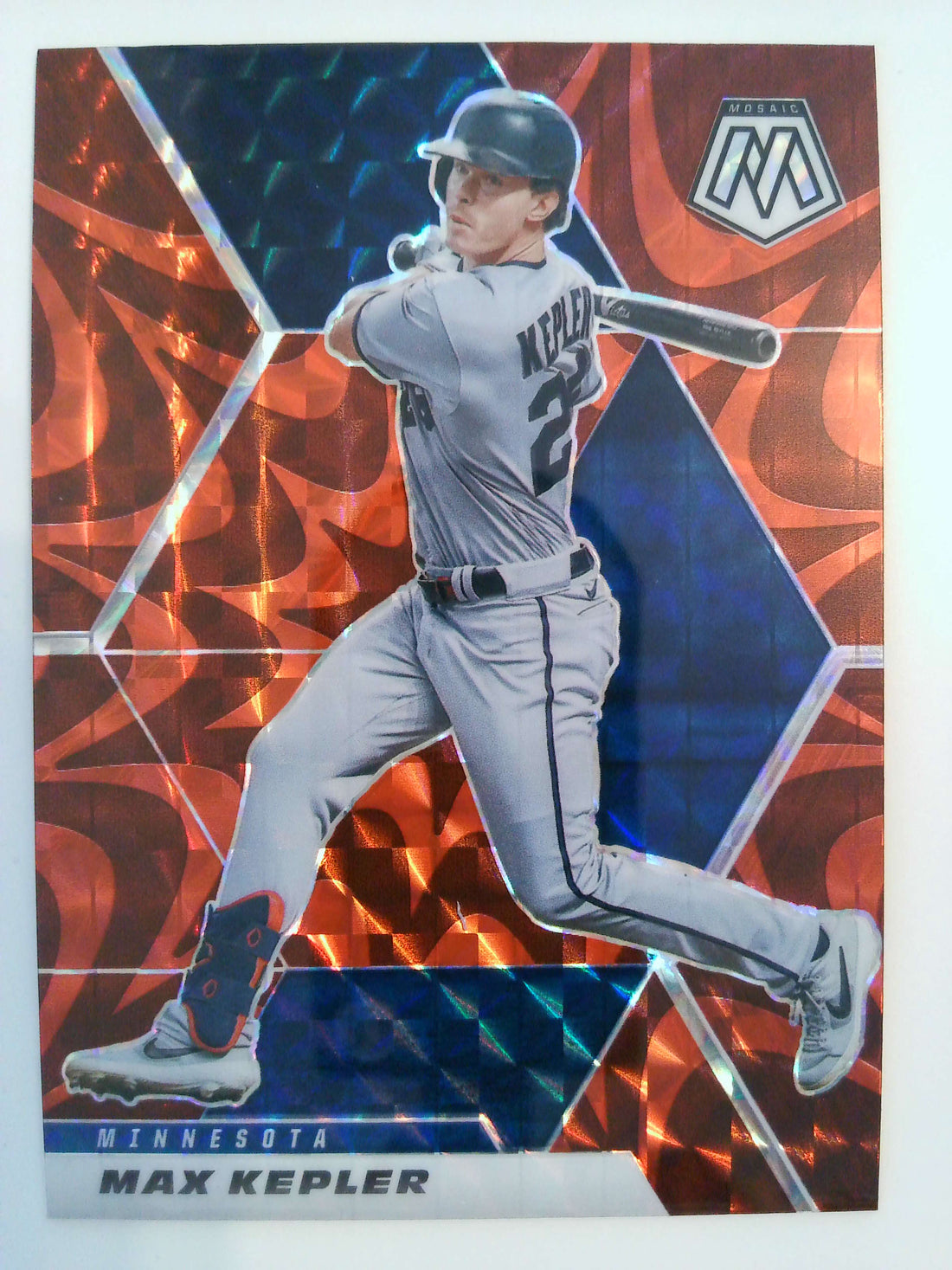 2021 Panini Mosaic Baseball Reactive Red Max Kepler #58