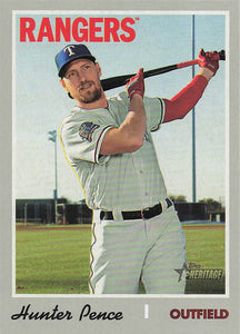 2019 Topps Heritage Baseball Hunter Pence #704
