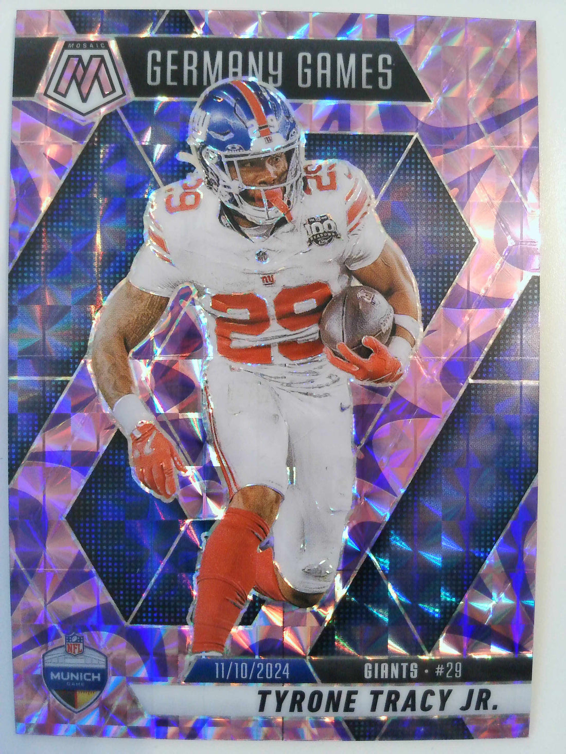 2025 Panini Mosaic Football Mosaic Camo Pink Tyrone Tracy Jr. #259