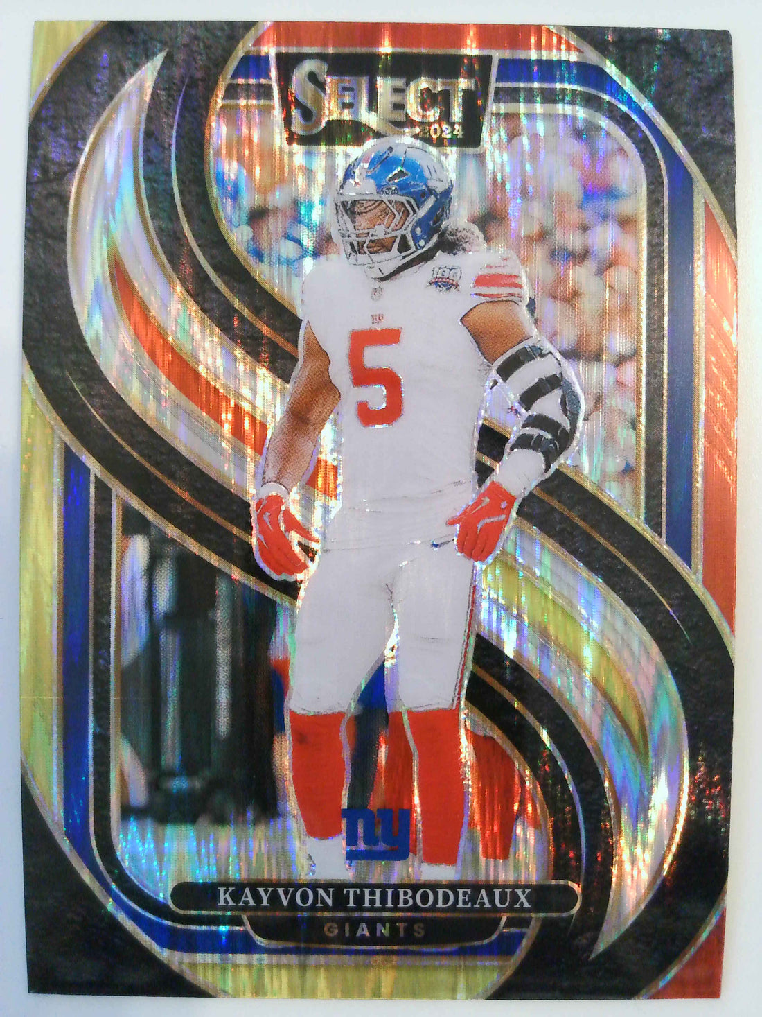 2024 Panini Select Football Black & Gold Prizm Shock Kayvon Thibodeaux #175