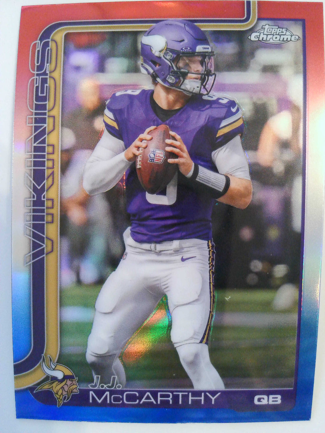 2025 Topps Chrome Football Red White and Blue Refractor J.J. McCarthy #199