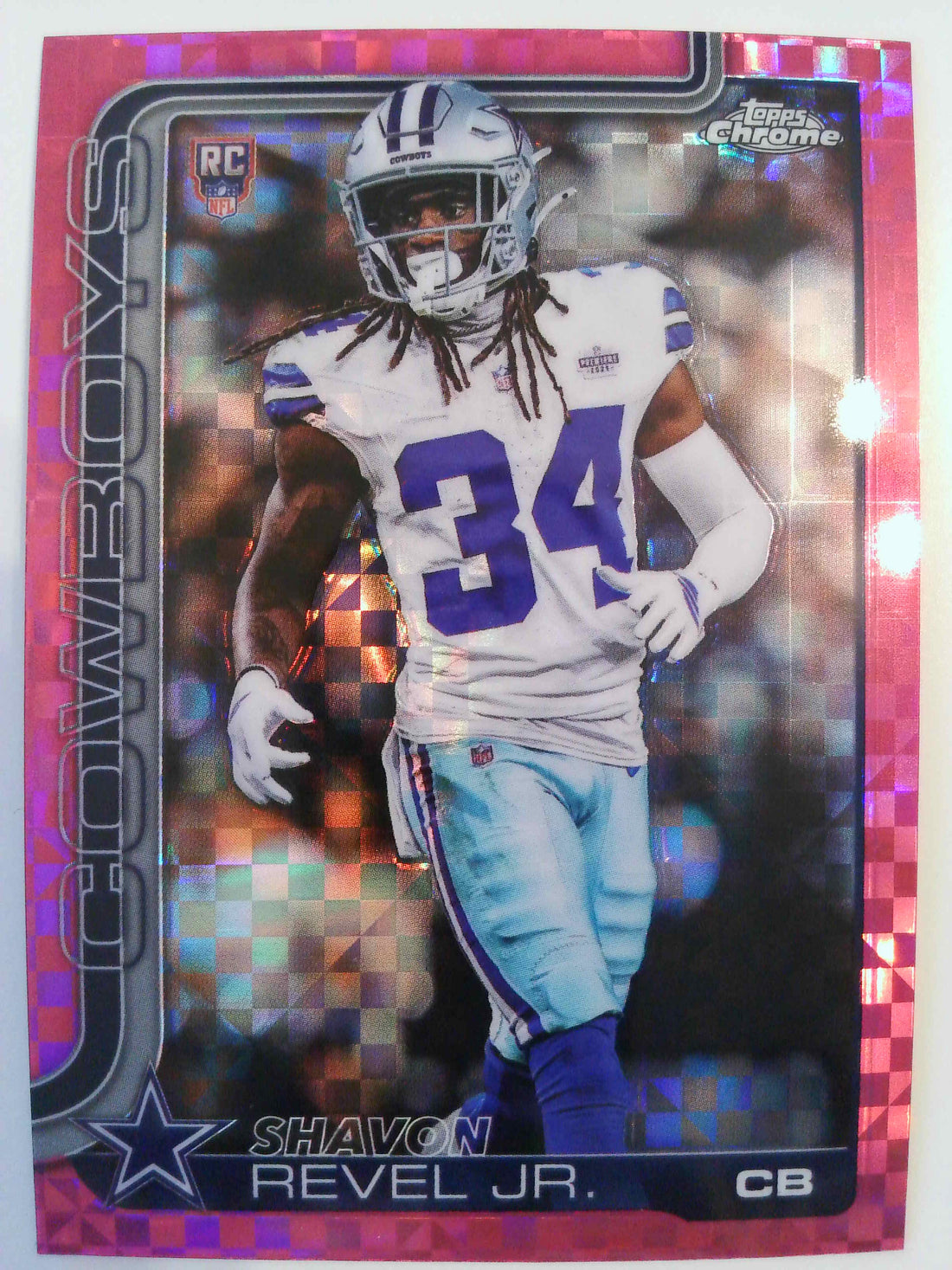 2025 Topps Chrome Football Hot Pink X-Fractor Shavon Revel Jr. #301 Rookie