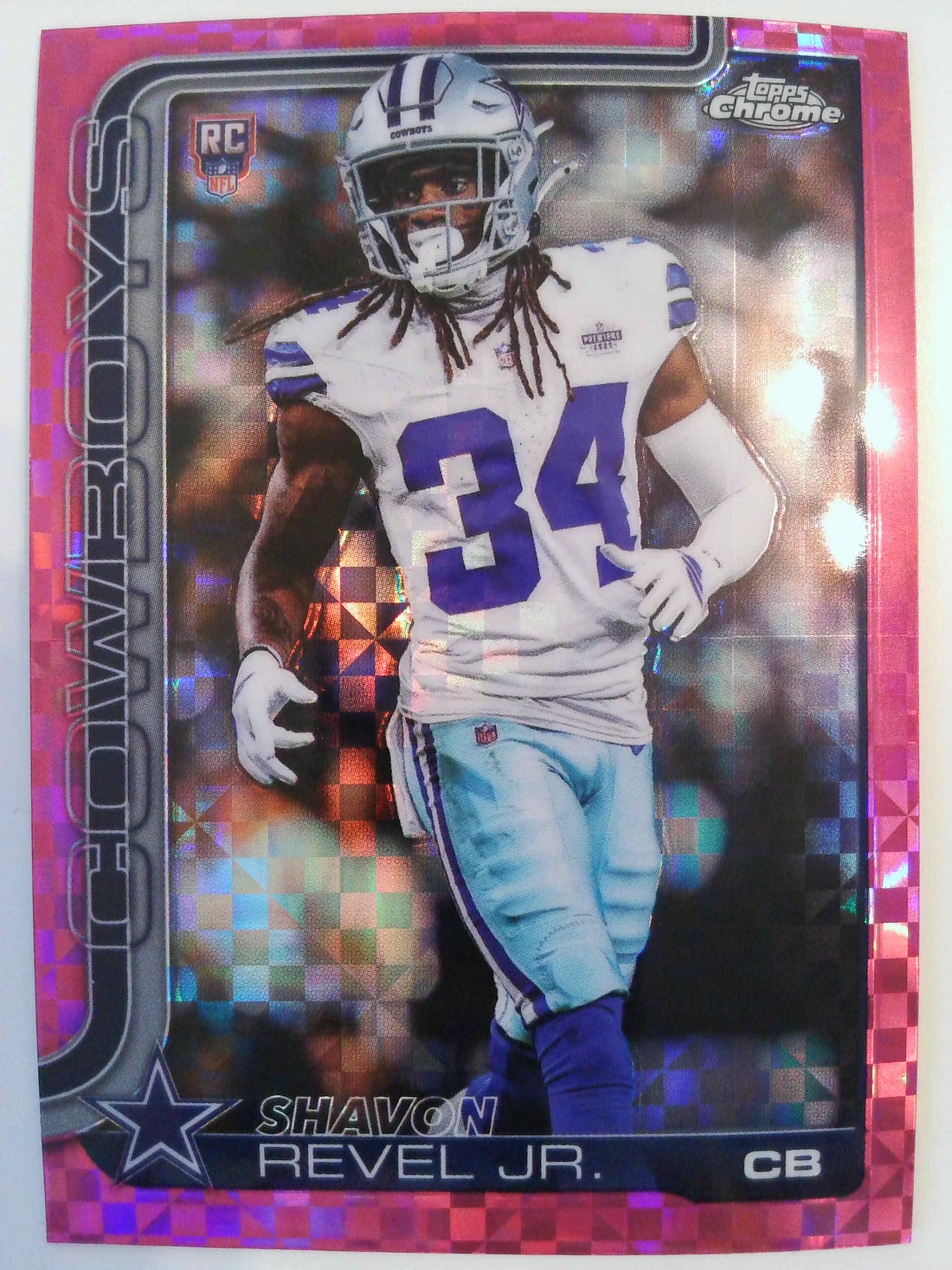 2025 Topps Chrome Football Hot Pink X-Fractor Shavon Revel Jr. #301 Rookie