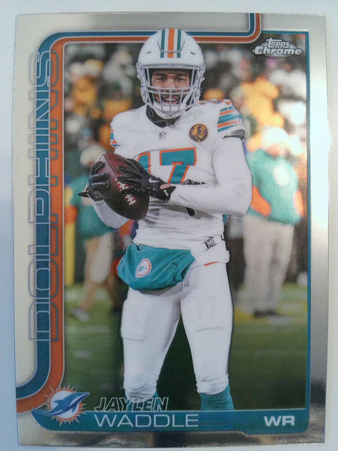 2025 Topps Chrome Football Jaylen Waddle #186