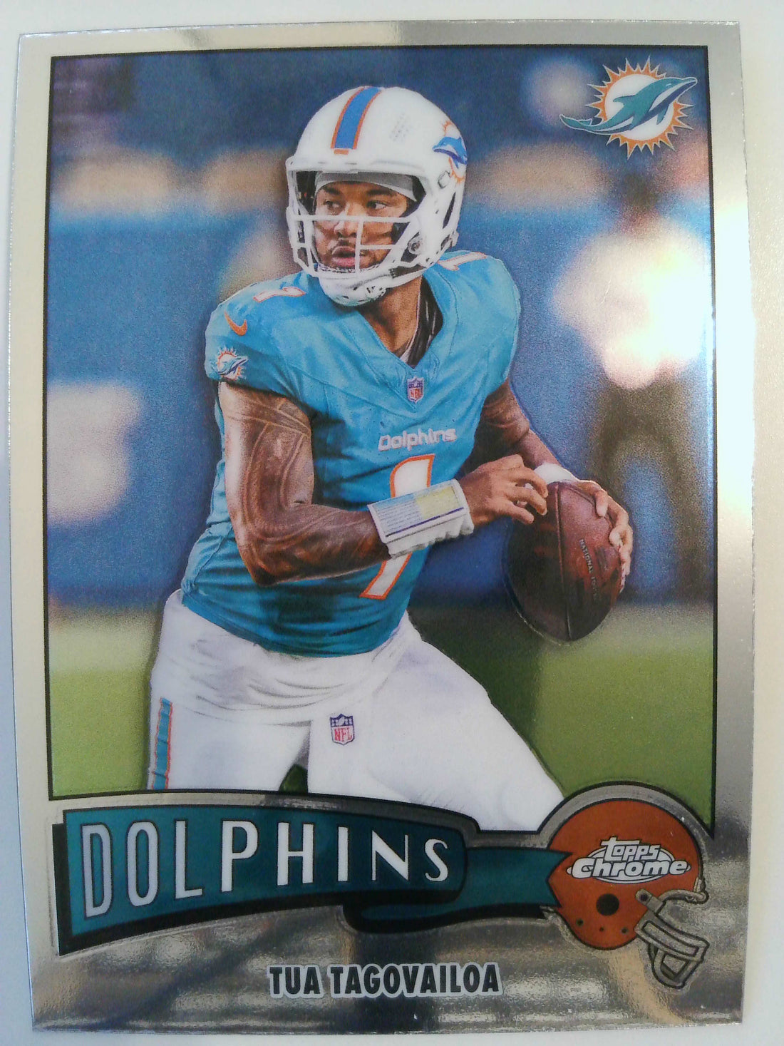 2025 Topps Chrome Football 1975 Topps Tua Tagovailoa #1975-21