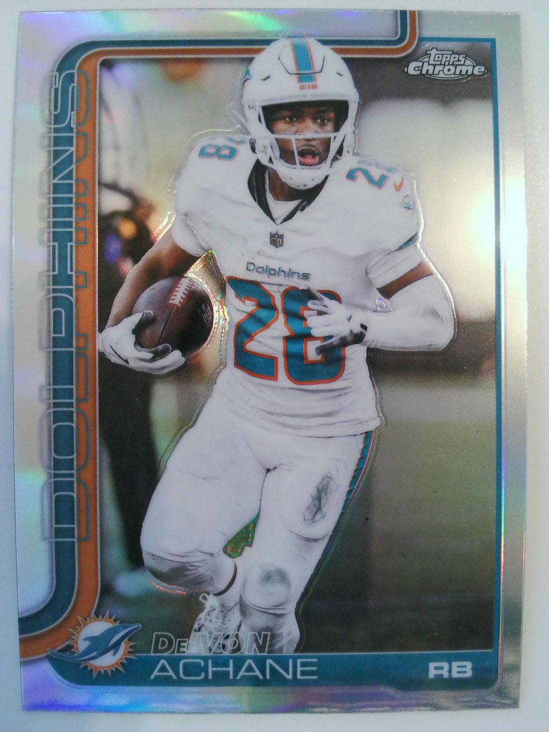 2025 Topps Chrome Football Refractor De'Von Achane #188