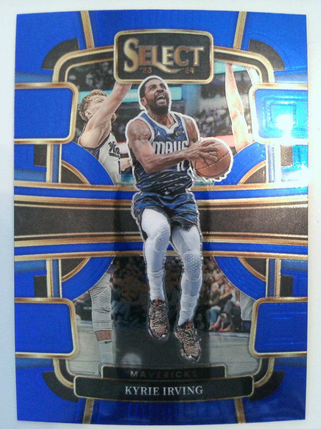 2023-24 Panini Select Basketball Kyrie Irving #21
