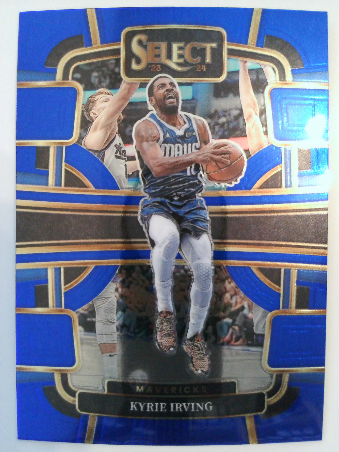 2023-24 Panini Select Basketball Kyrie Irving #21