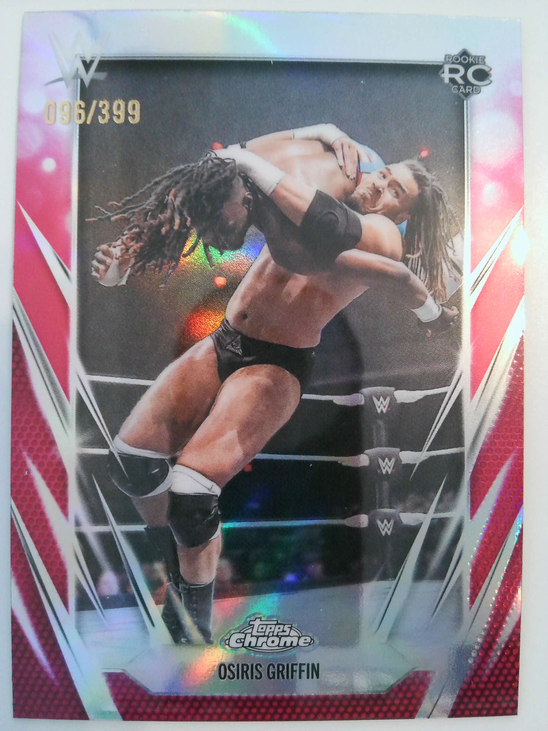 2026 Topps Chrome WWE Wrestling Magenta Refractor 096/399 Osiris Griffin #170 RC