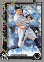 2025 Topps Holiday Baseball Silver Glitter Holiday Giancarlo Stanton #H29