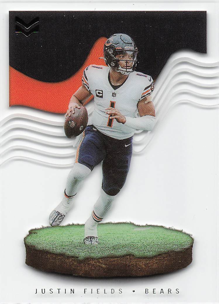 2022 Panini Chronicles Football Magnitude Justin Fields #MAG-8