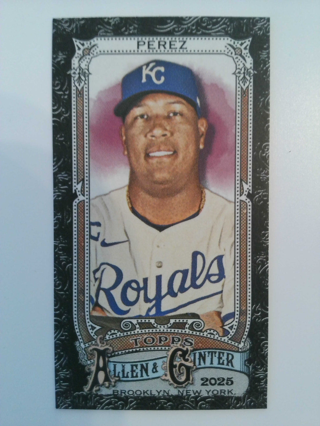 2025 Topps Allen & Ginter Baseball Mini Black Border Salvador Perez #165