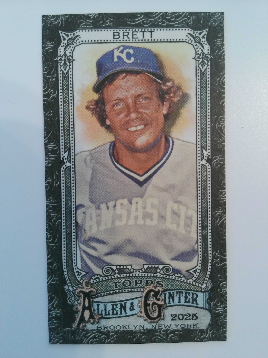 2025 Topps Allen & Ginter Baseball Mini Black Border George Brett #308