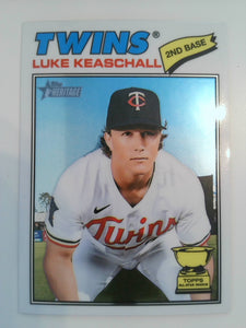 2026 Topps Heritage Baseball Chrome Luke Keaschall #116