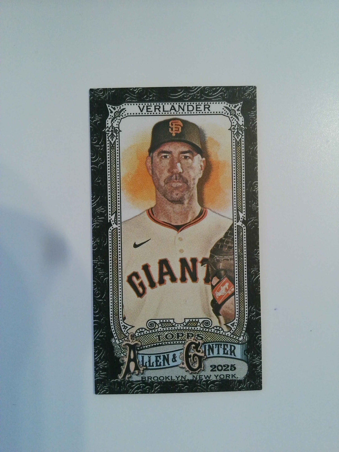 2025 Topps Allen & Ginter Baseball Mini Black Border Justin Verlander #66