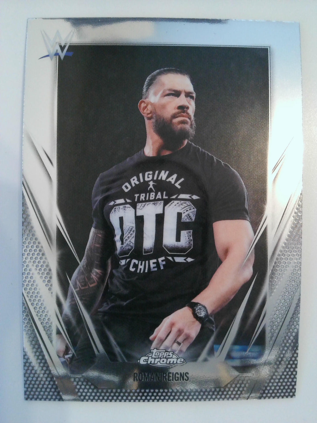 2026 Topps Chrome WWE Wrestling Roman Reigns #18