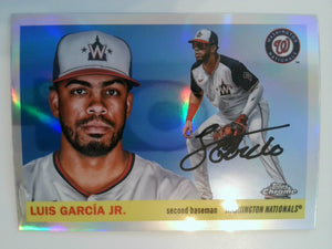 2025 Topps Chrome Platinum Baseball Refractors Luis García Jr. #190