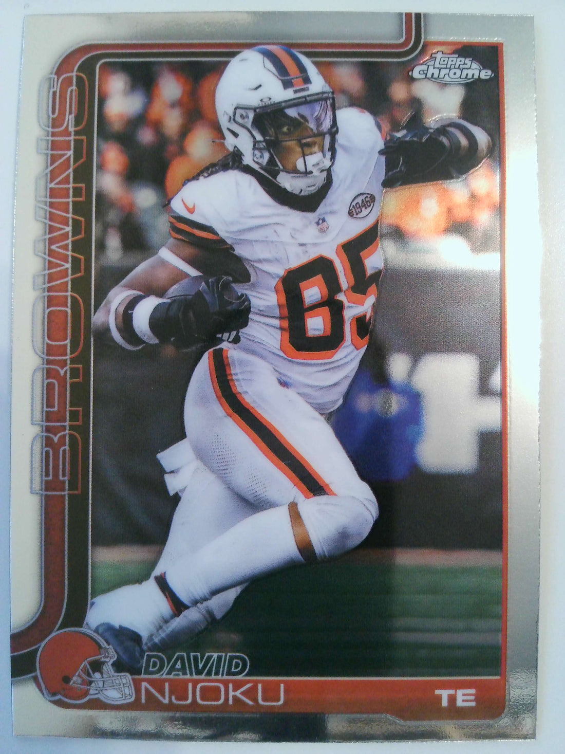 2025 Topps Chrome Football David Njoku #69
