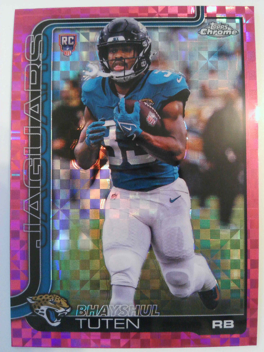 2025 Topps Chrome Football Pink X-Fractor Bhayshul Tuten #389 Rookie