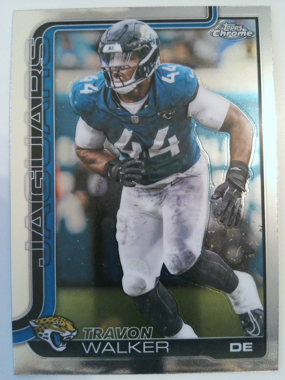 2025 Topps Chrome Football Travon Walker #141