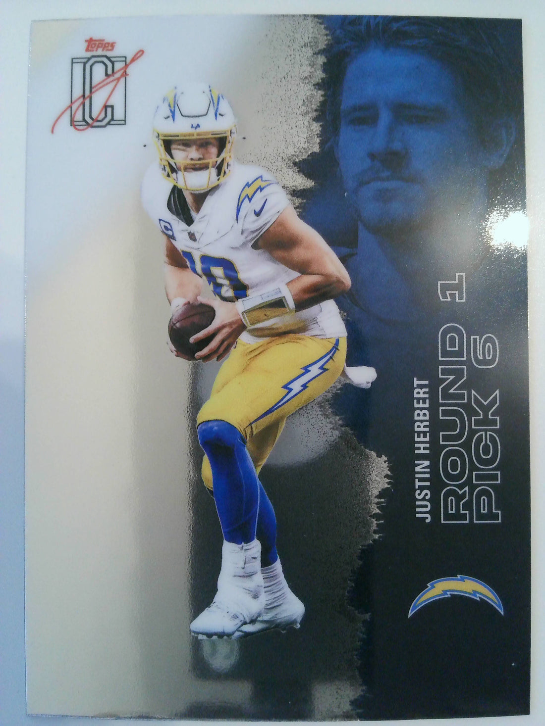2025 Topps Signature Class Football Chrome Justin Herbert #30