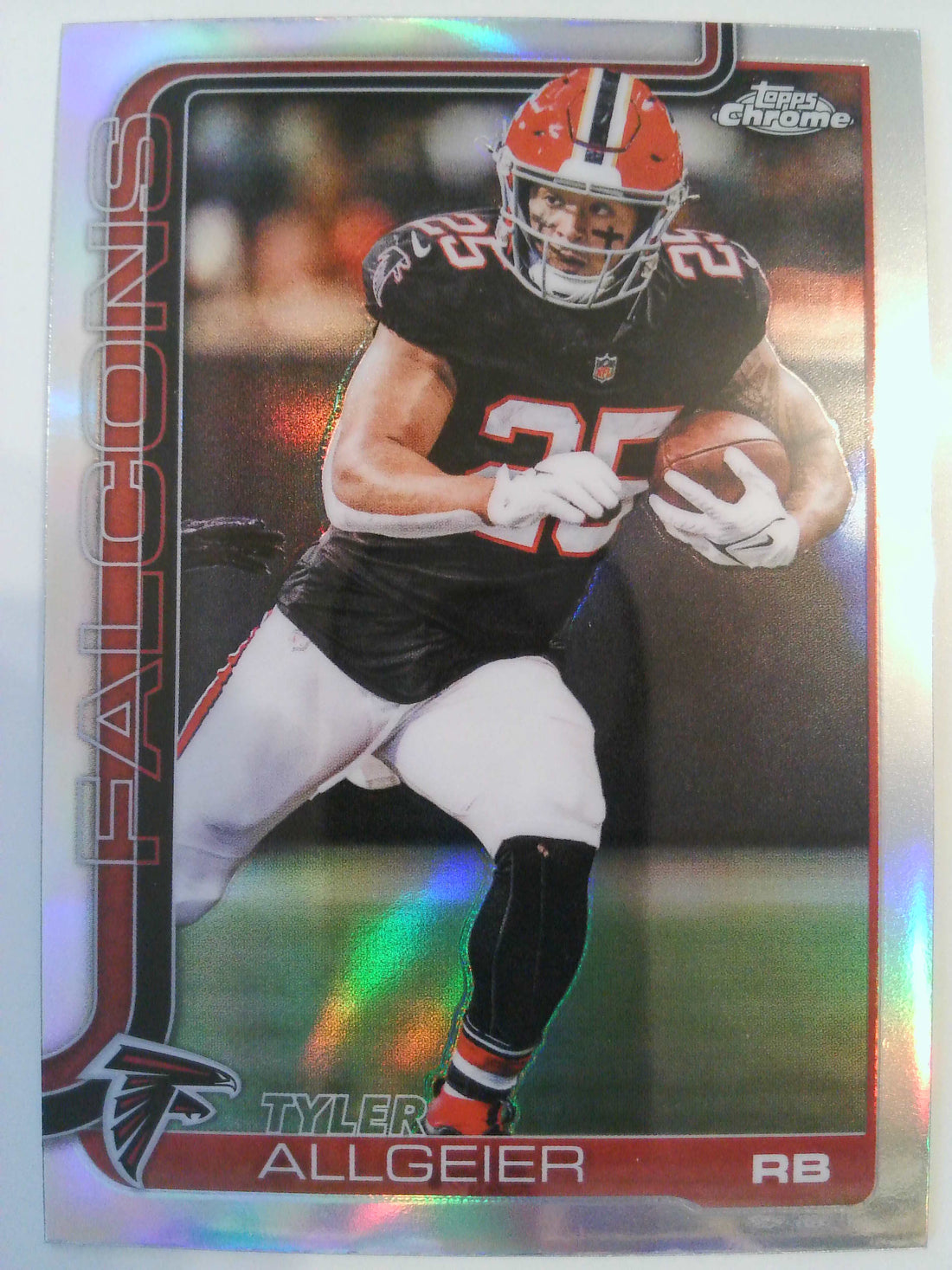 2025 Topps Chrome Football Refractor Tyler Allgeier #17