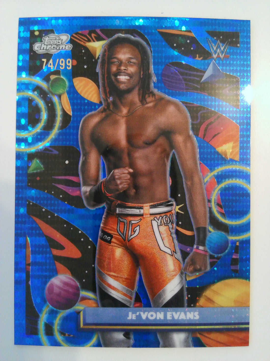 2026 Chrome Cosmic WWE Blue Moon Refractor 74/99 Je'Von Evans #83