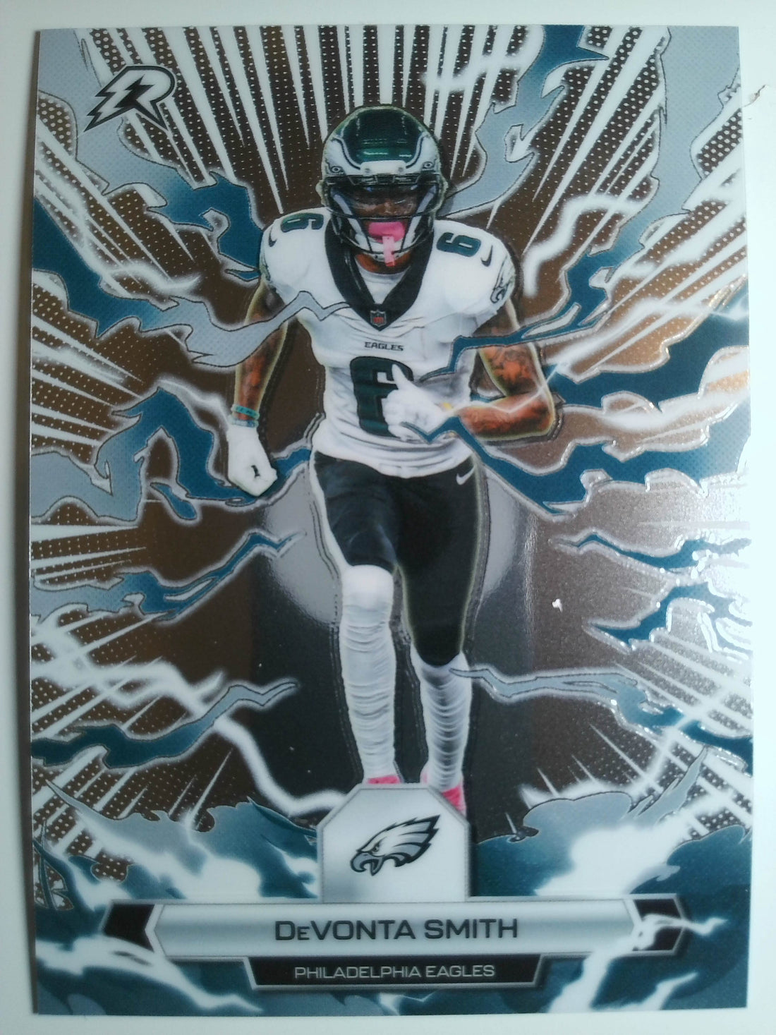 2025 Topps Resurgence Football DeVonta Smith #81