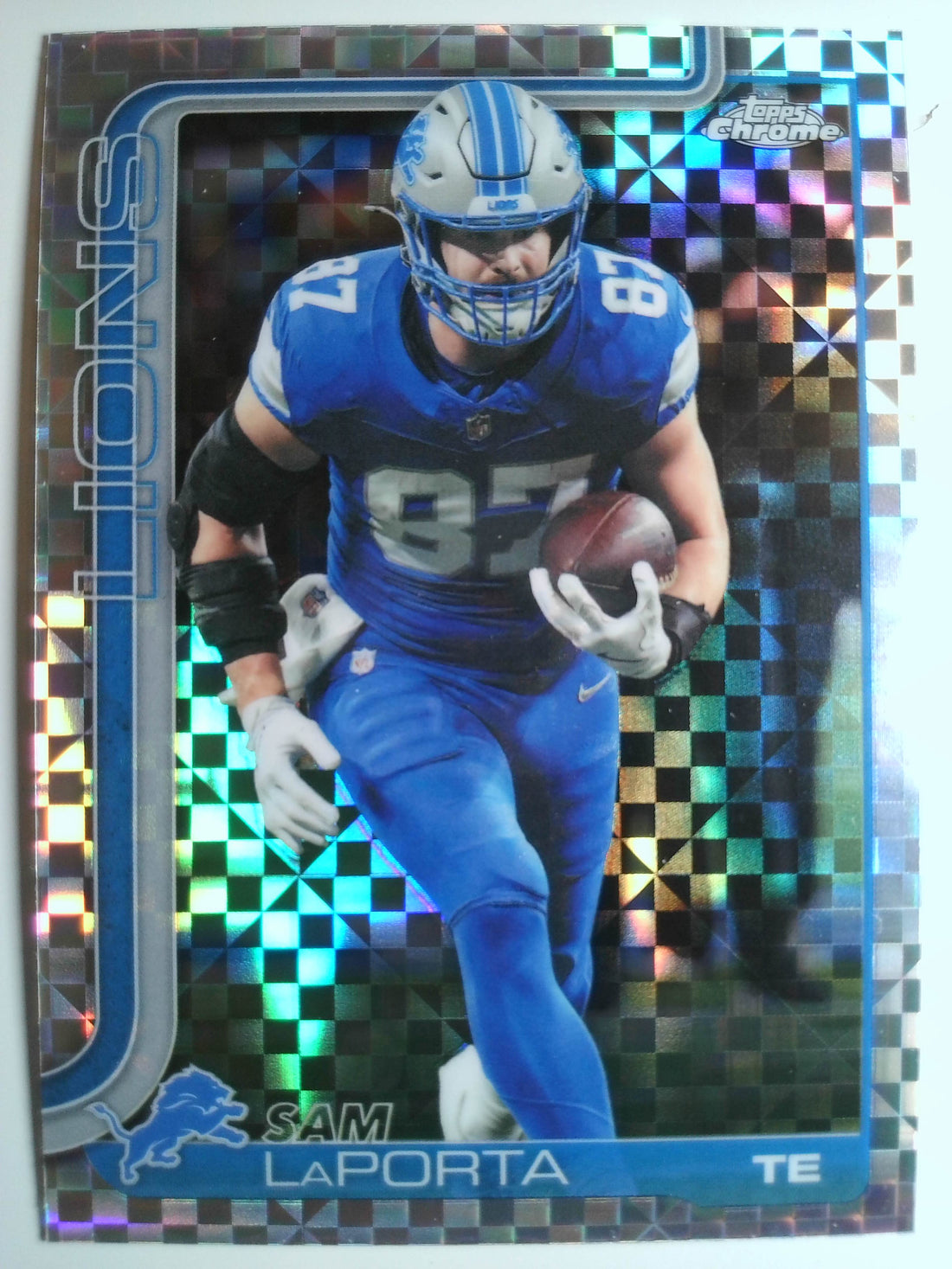 2025 Topps Chrome Football X-Fractor Sam LaPorta #100