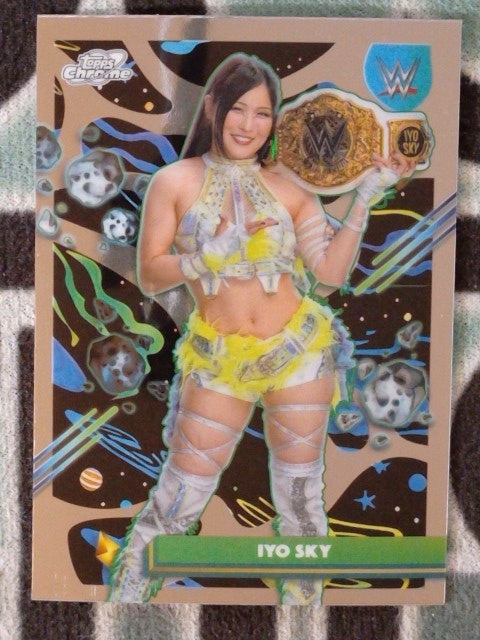 2026 Topps Chrome Cosmic WWE Wrestling Iyo Sky #12