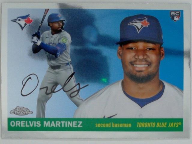 2025 Topps Chrome Platinum Baseball Orelvis Martinez #349 RC