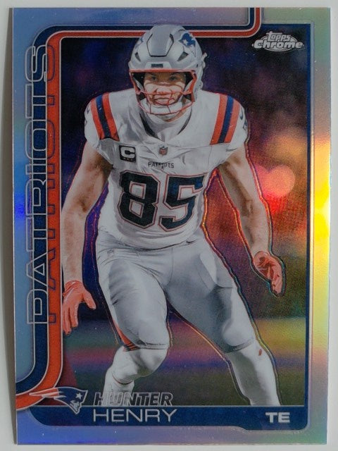 2025 Topps Chrome Football Refractor Hunter Henry #209