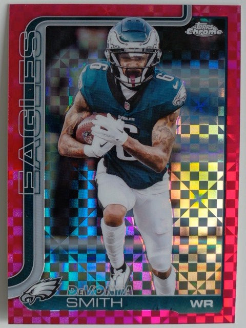 2025 Topps Chrome Football Hot Pink X-Fractor DeVonta Smith #244