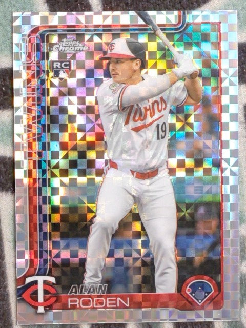2025 Topps Chrome Update Baseball X-Fractors Alan Roden #USC41 RC