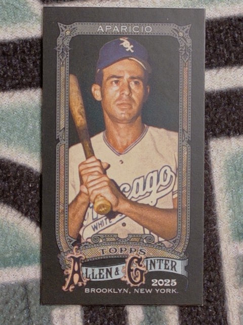 2025 Topps Allen & Ginter X Baseball Mini Luis Aparicio #322