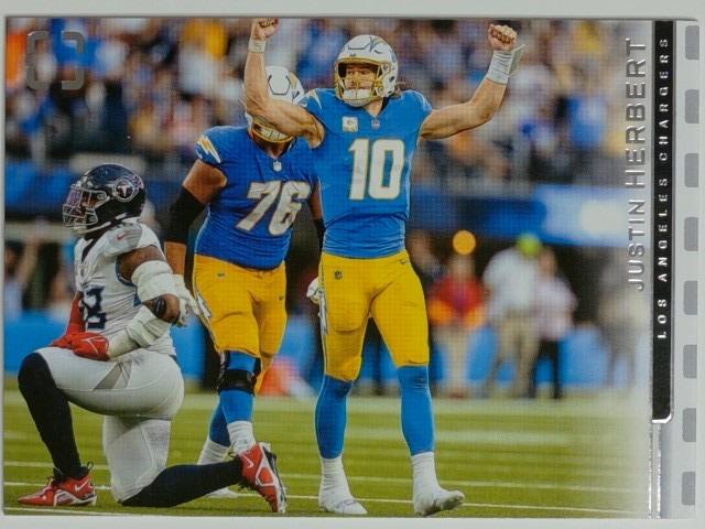 2025 Panini Photogenic Football Justin Herbert #110