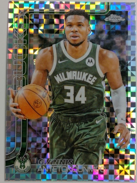2025-26 Topps Chrome Basketball X-Fractor Giannis Antetokounmpo #137