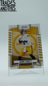 2023 Panini Absolute Kenny Pickett #9