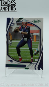 2021 Panini Absolute Green Cam Newton #27