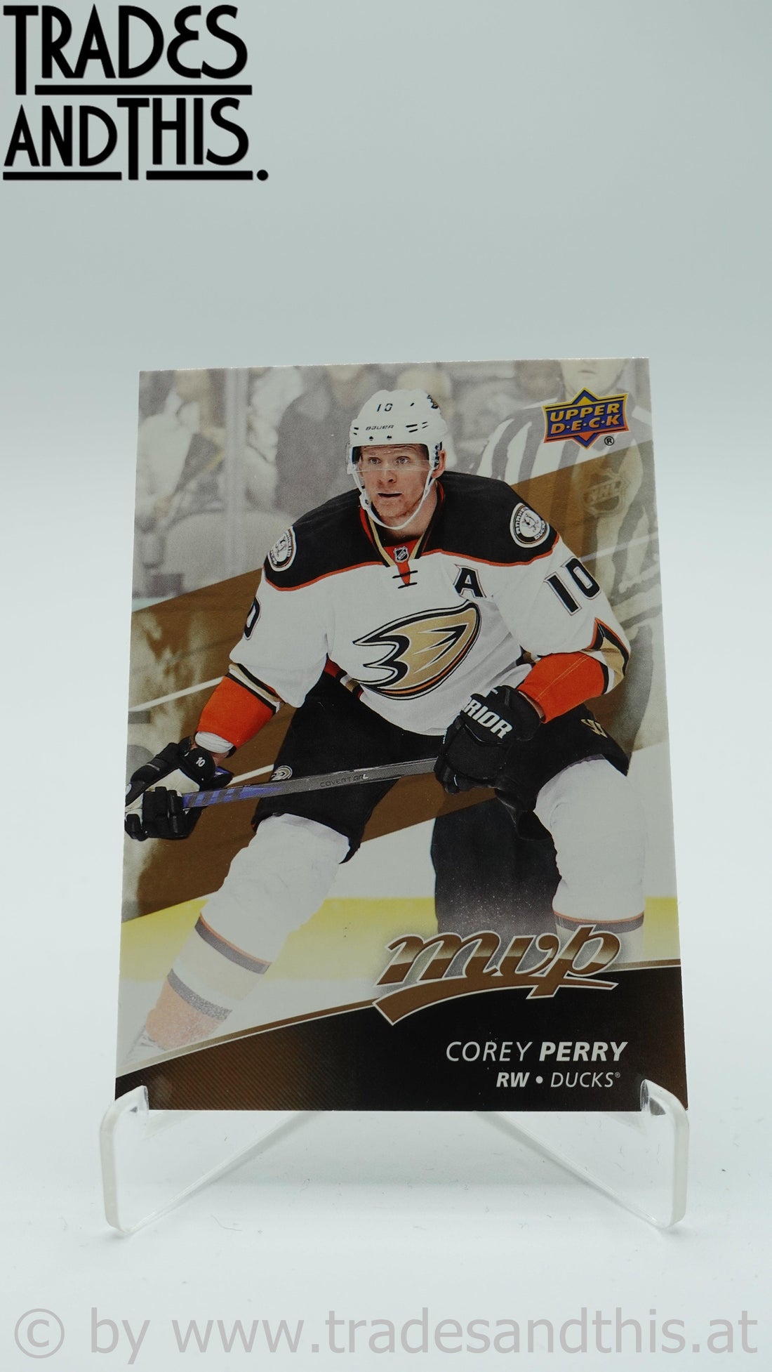 2017-18 Upper Deck MVP Corey Perry #4 - Trades and This e.U.