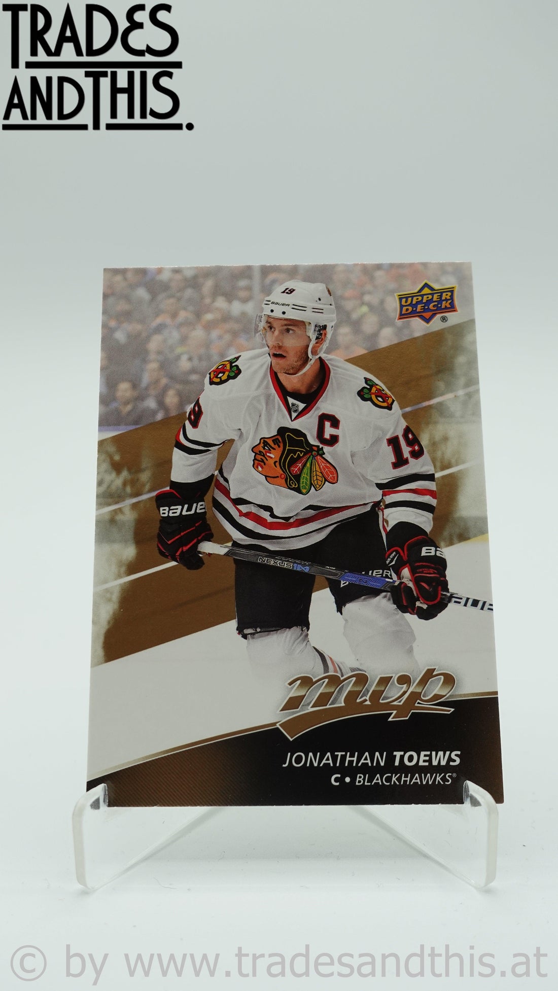 2017-18 Upper Deck MVP Jonathan Toews #10 - Trades and This e.U.