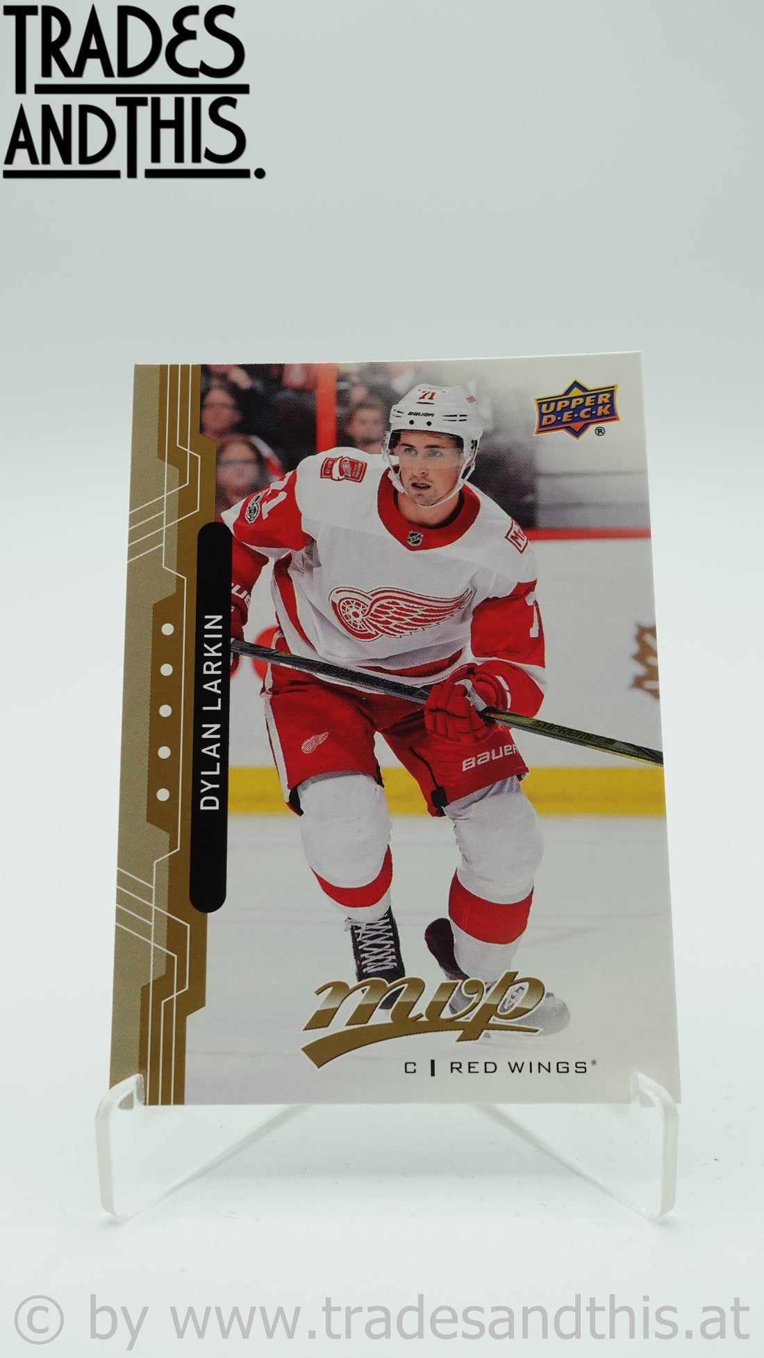 2018-19 Upper Deck MVP Dylan Larkin #16 - Trades and This e.U.