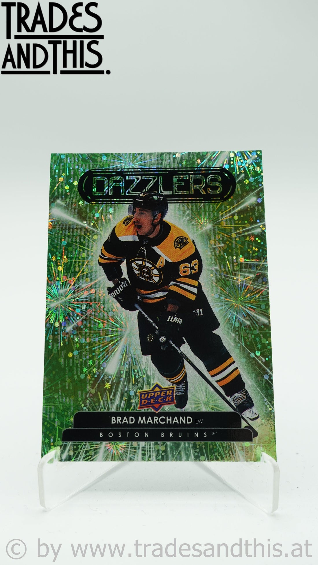 2022-23 Upper Deck Series 1 Dazzlers Green Brad MArchand #DZ-37 - Trades and This e.U.