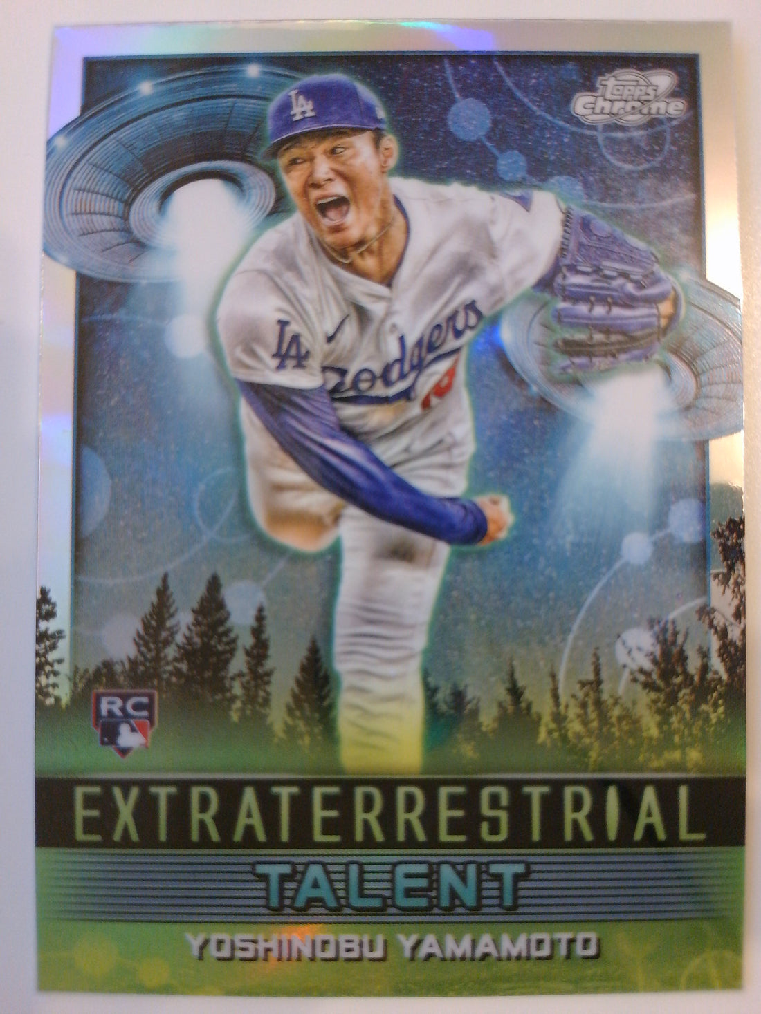 2024 Topps Cosmic Chrome Extraterrestrial Talent Yoshinobu Yamamoto #ET-24 RC