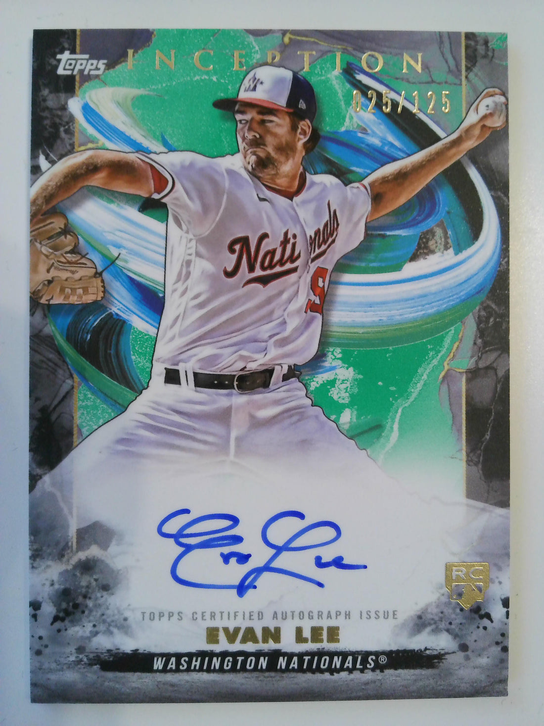 2023 Topps Inception Rookie & Emerging Stars Autographs Green 025/125 Evan Lee #BRES-EL RC