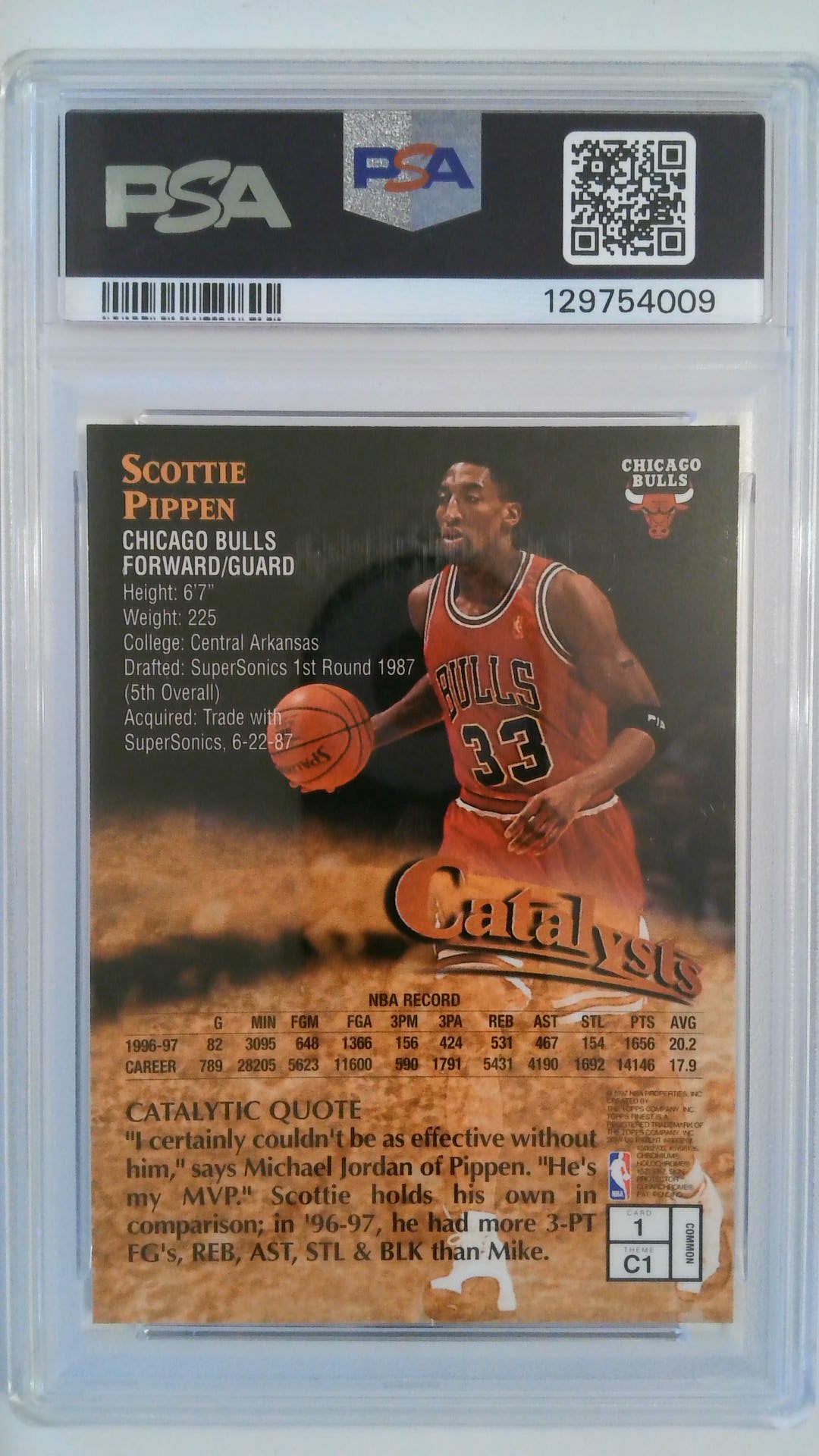 1997 Topps Finest W/Coating Scottie Pippen #1 PSA 8